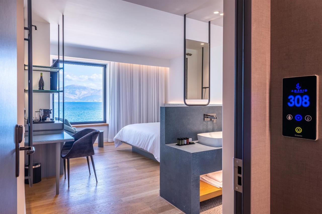 Amario Suites Hotel Aigio Exteriör bild